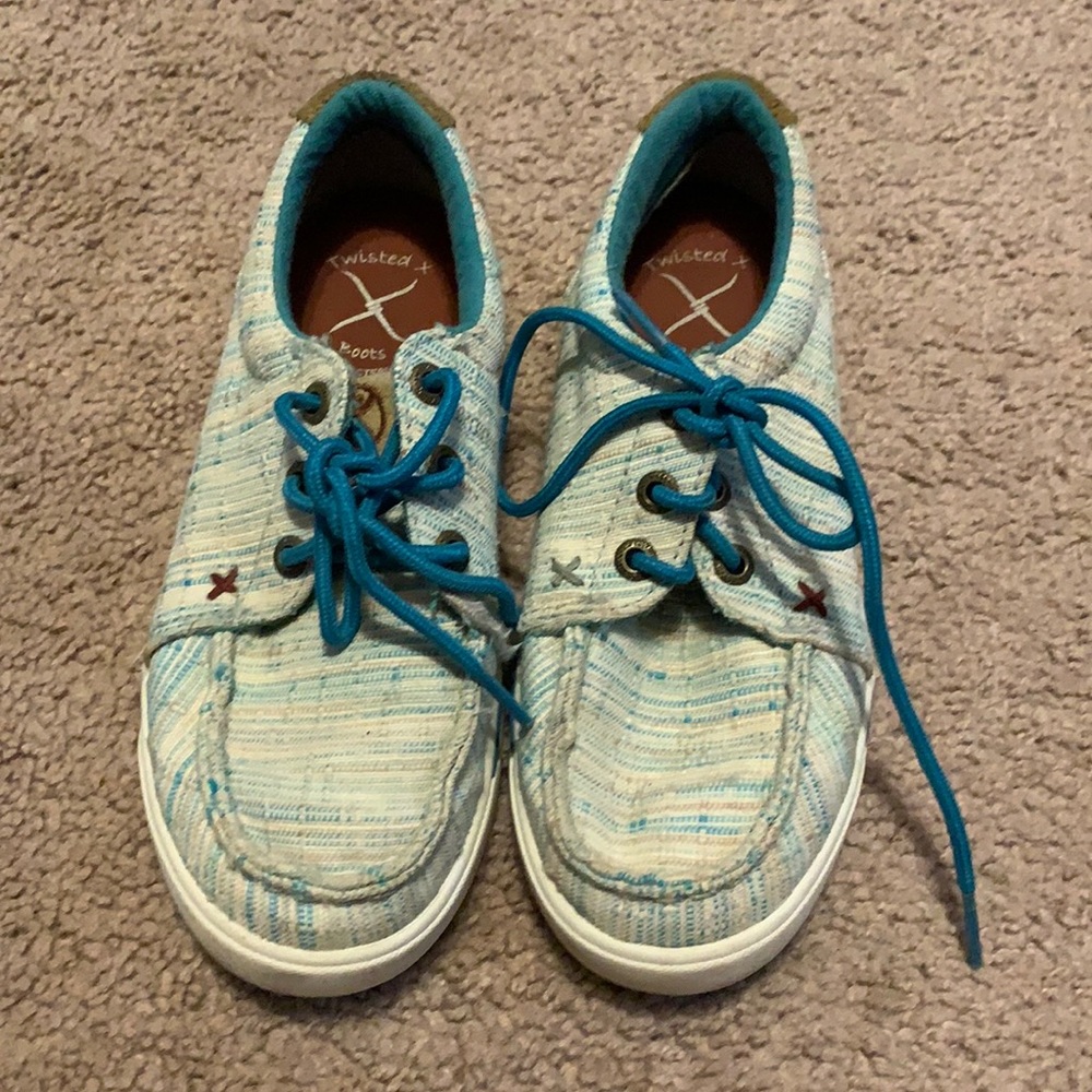 Boys Twisted X shoes